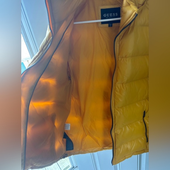 GUESS Yellow Winter Hooded Puffer Jacket Size Xl Men - Picture 8 of 10